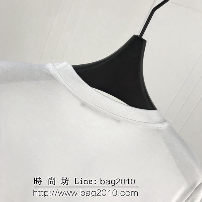 LV路易威登 19早春新款 字母印花 白色純棉 男款短袖 ydi1869